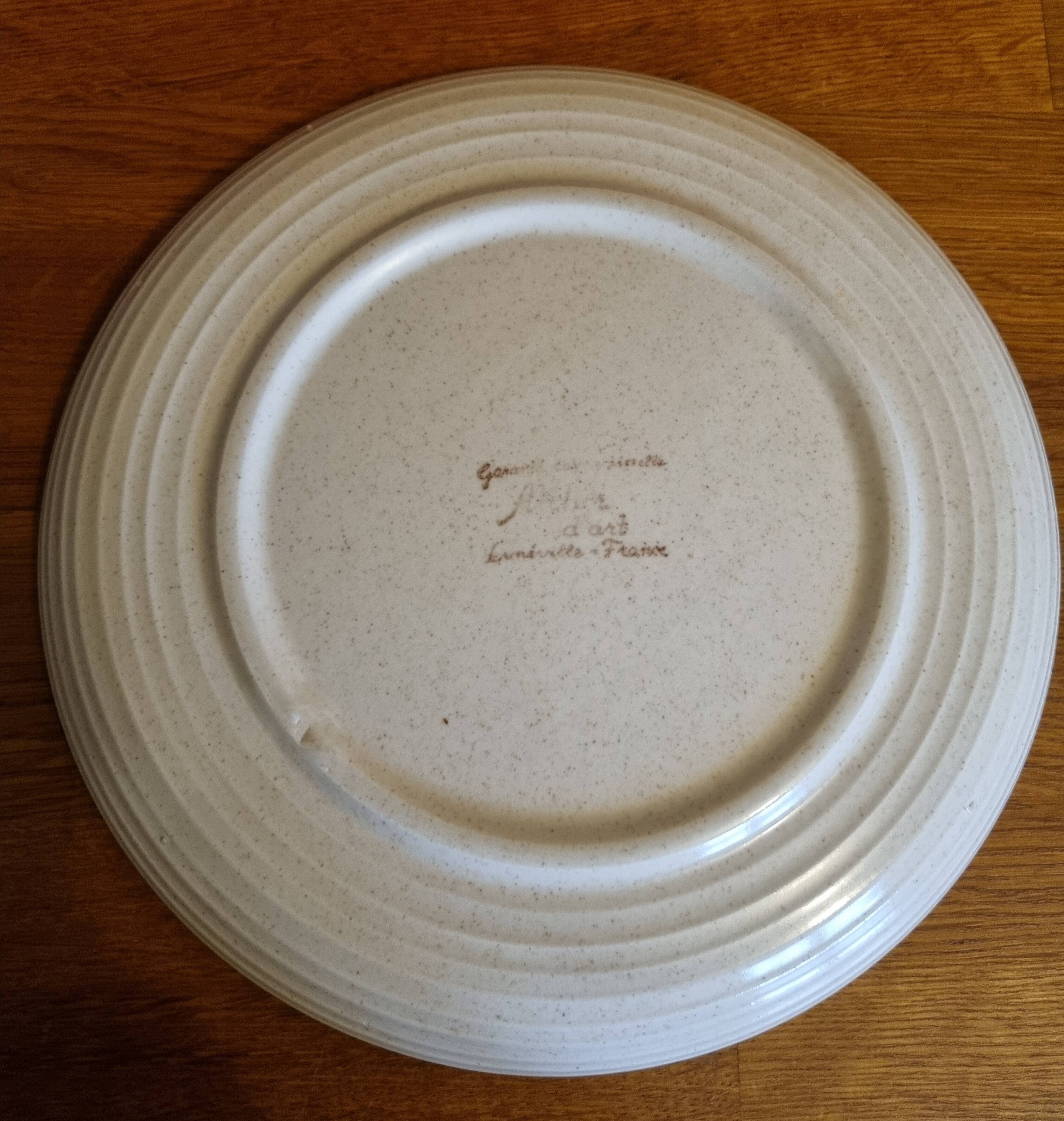 Round serving dish vintage Faïence from Lunéville St Clément 1970s Diameter