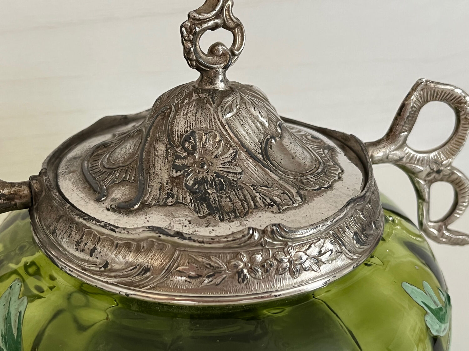 Glass biscuit bucket