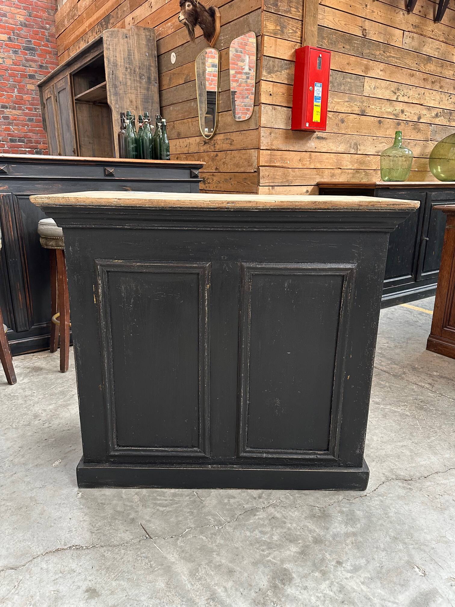 Small shop counter from the early 20th century