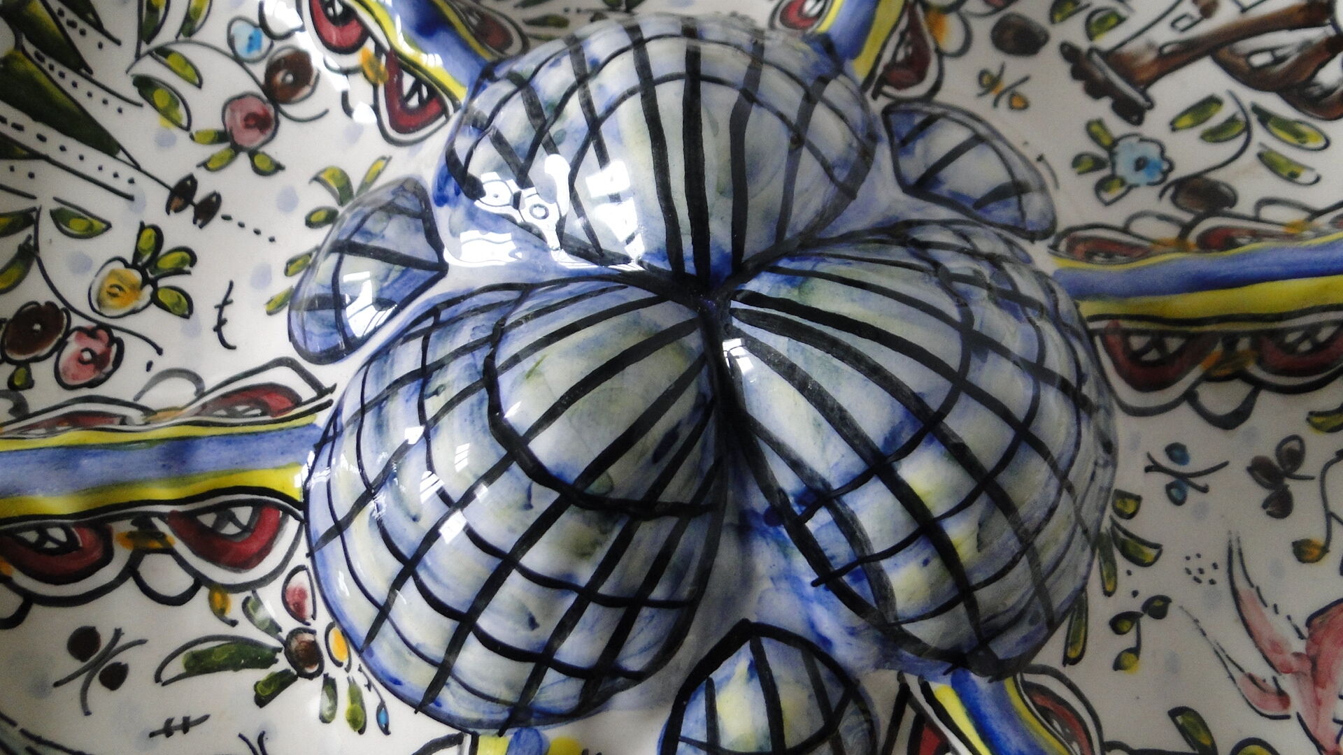 Hand painted ceramic serving display stand with 6 compartments