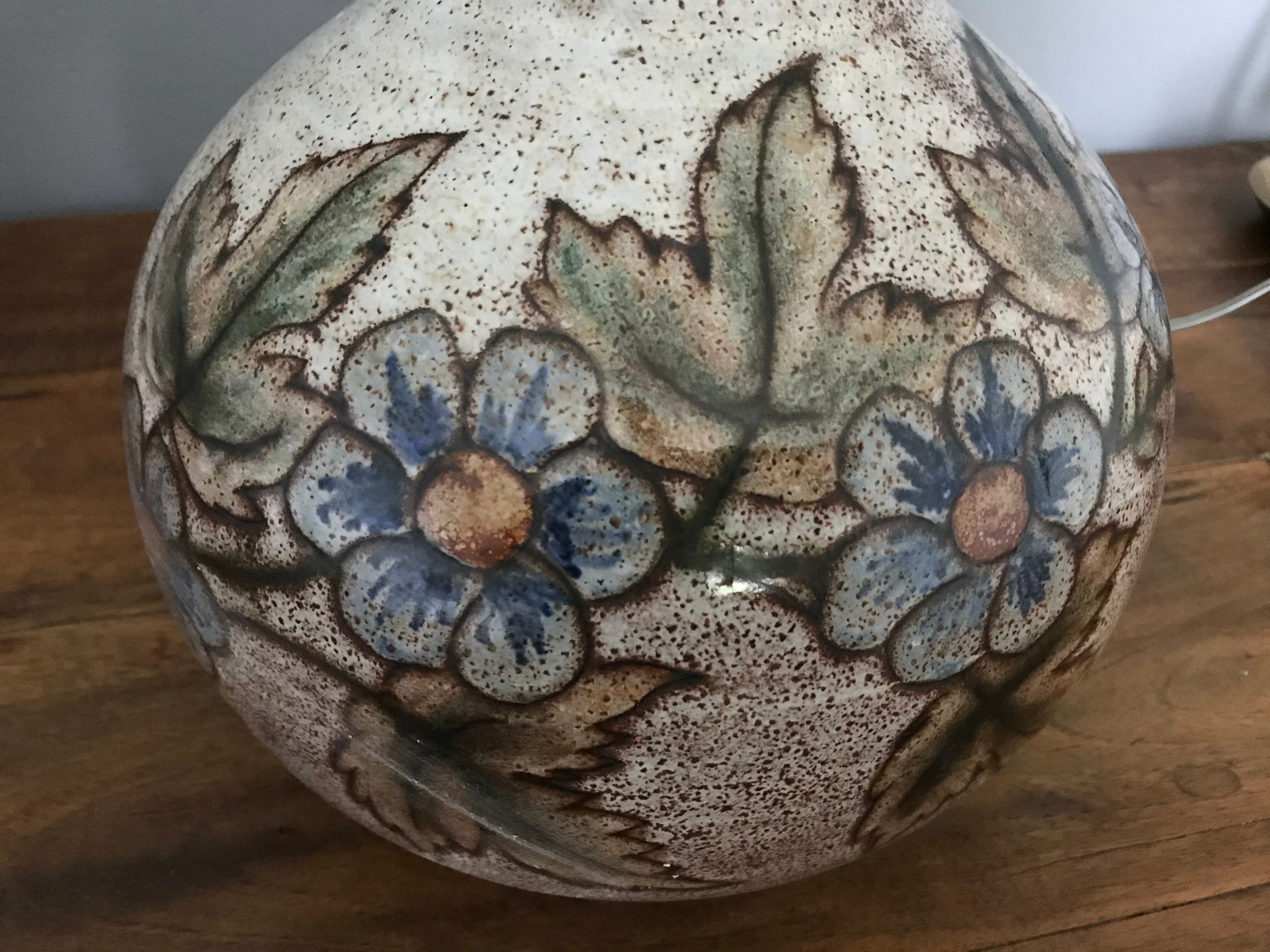 Pied de lampe en céramique