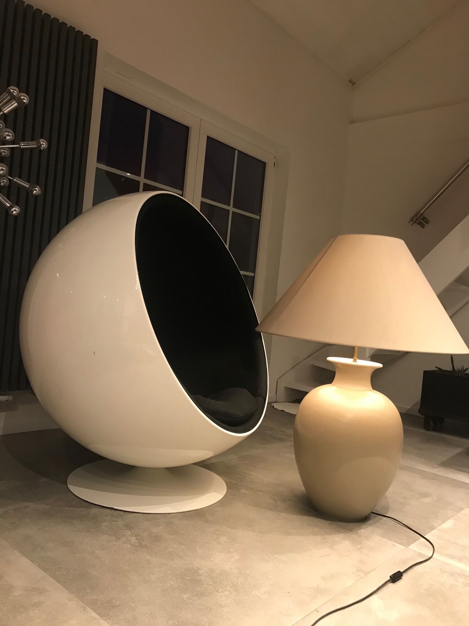 Lampe Roche Bobois avec abat jour réglable en hauteur et orientable