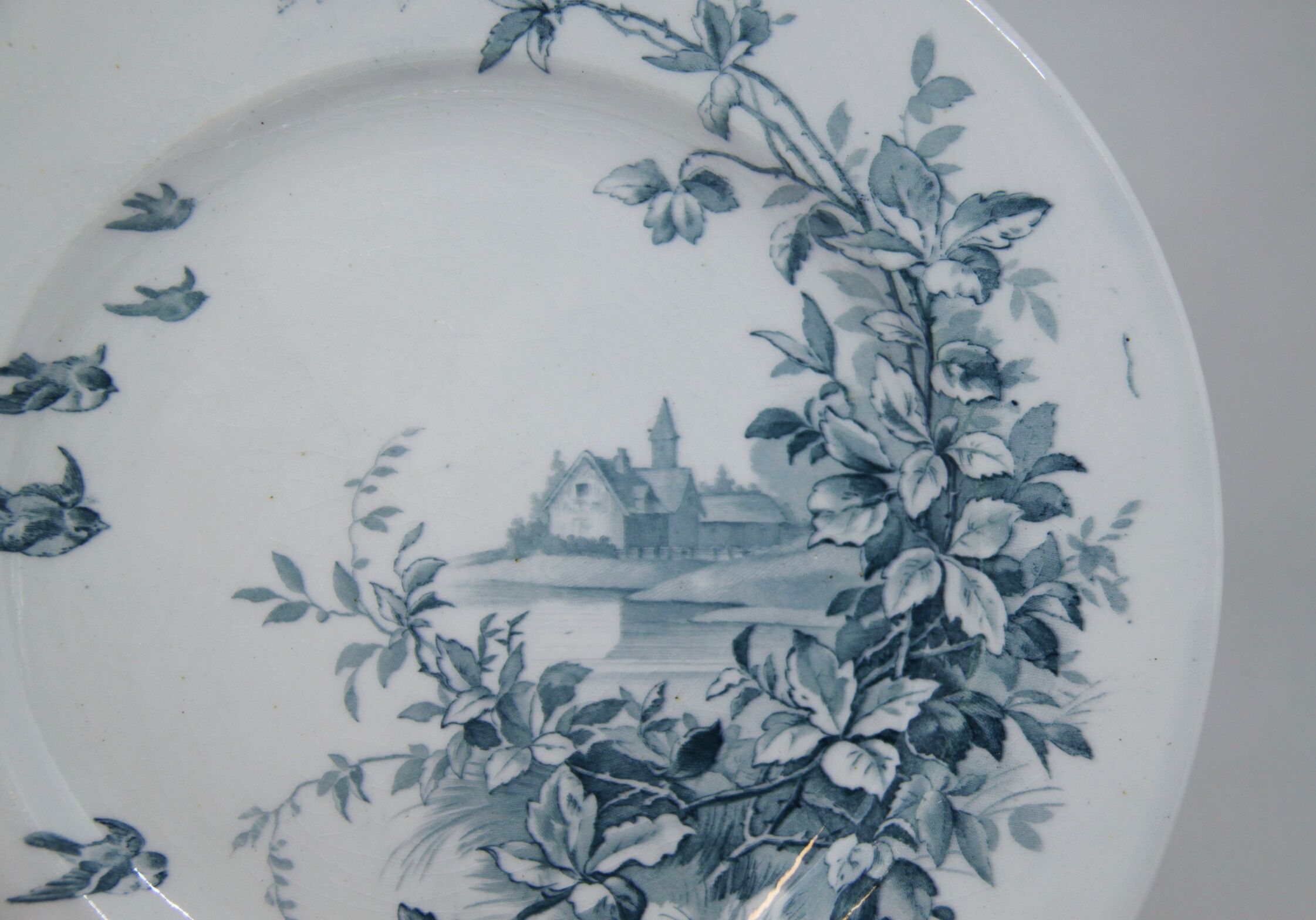 Assorted 3 dessert plates, terre de fer