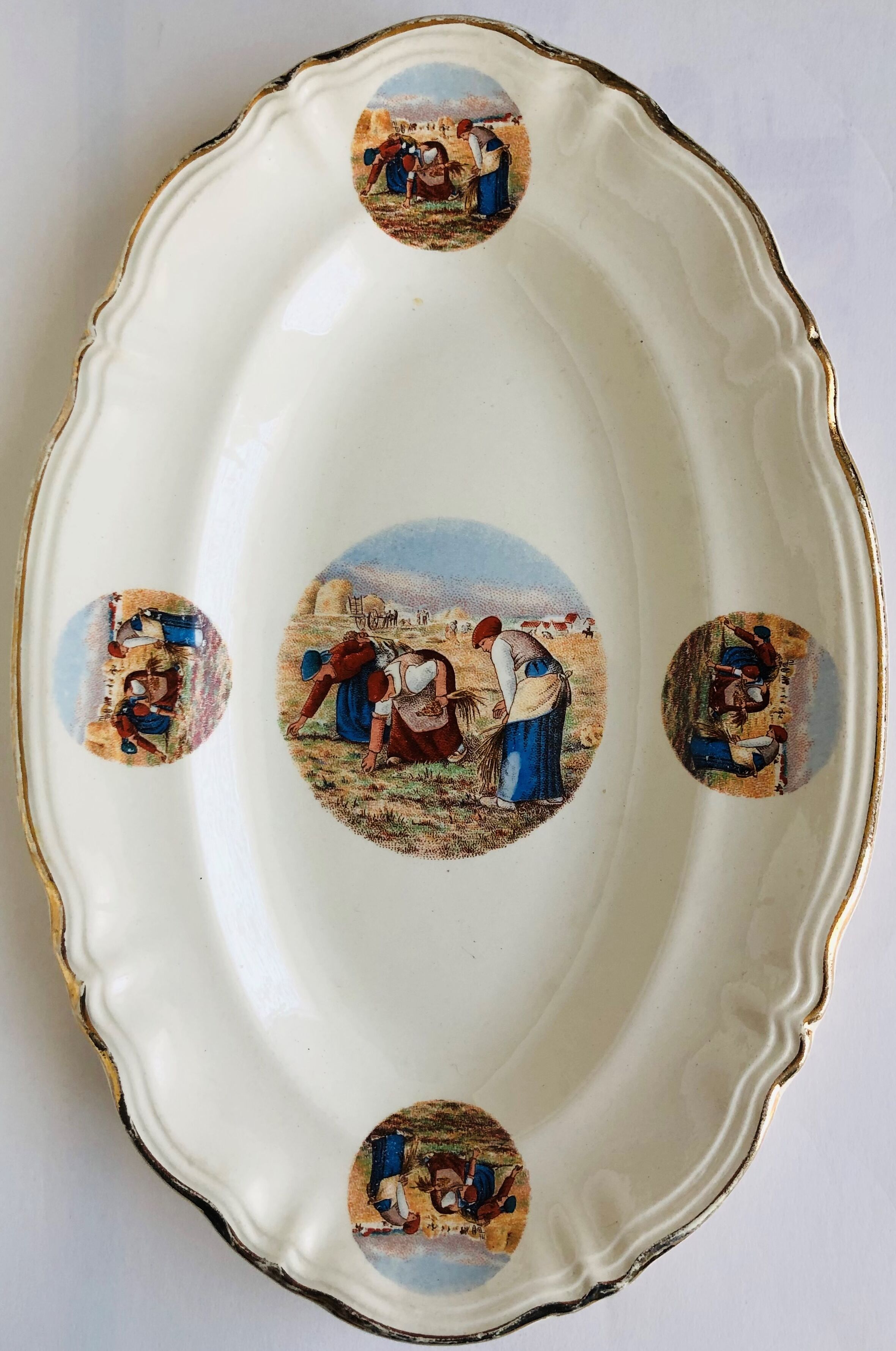 Earthenware dish