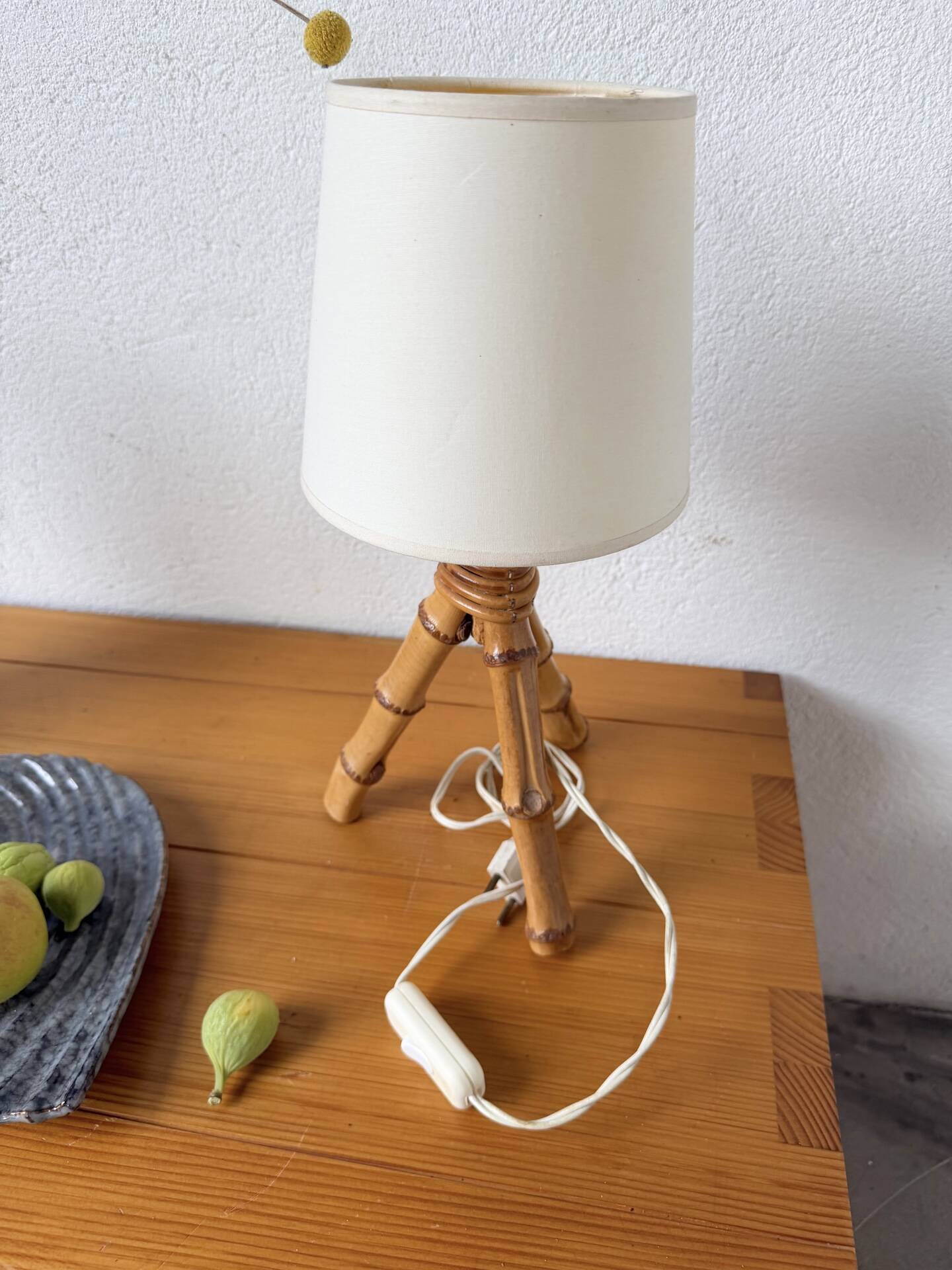 1960s rattan desk or table lamp