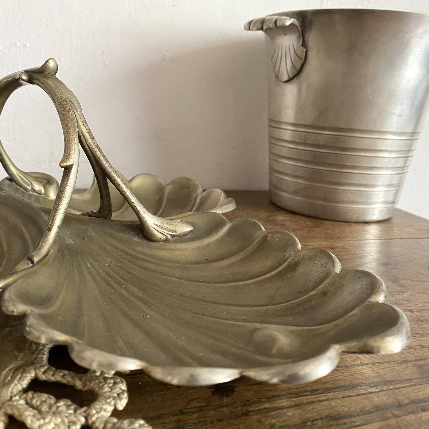 Art Nouveau silver-plated serving tray