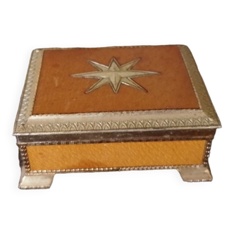 Vintage jewelry box