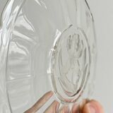 Set of 6 dessert plates, transparent glass with engraved flower pattern.