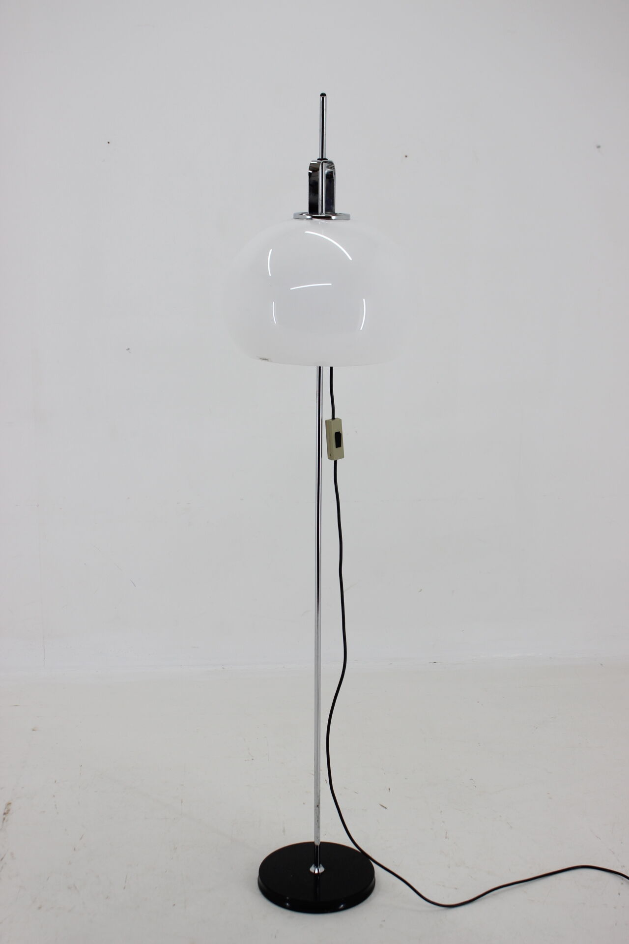1970s Adjustable Floor Lamp Designed by Guzzini for Meblo,Italy