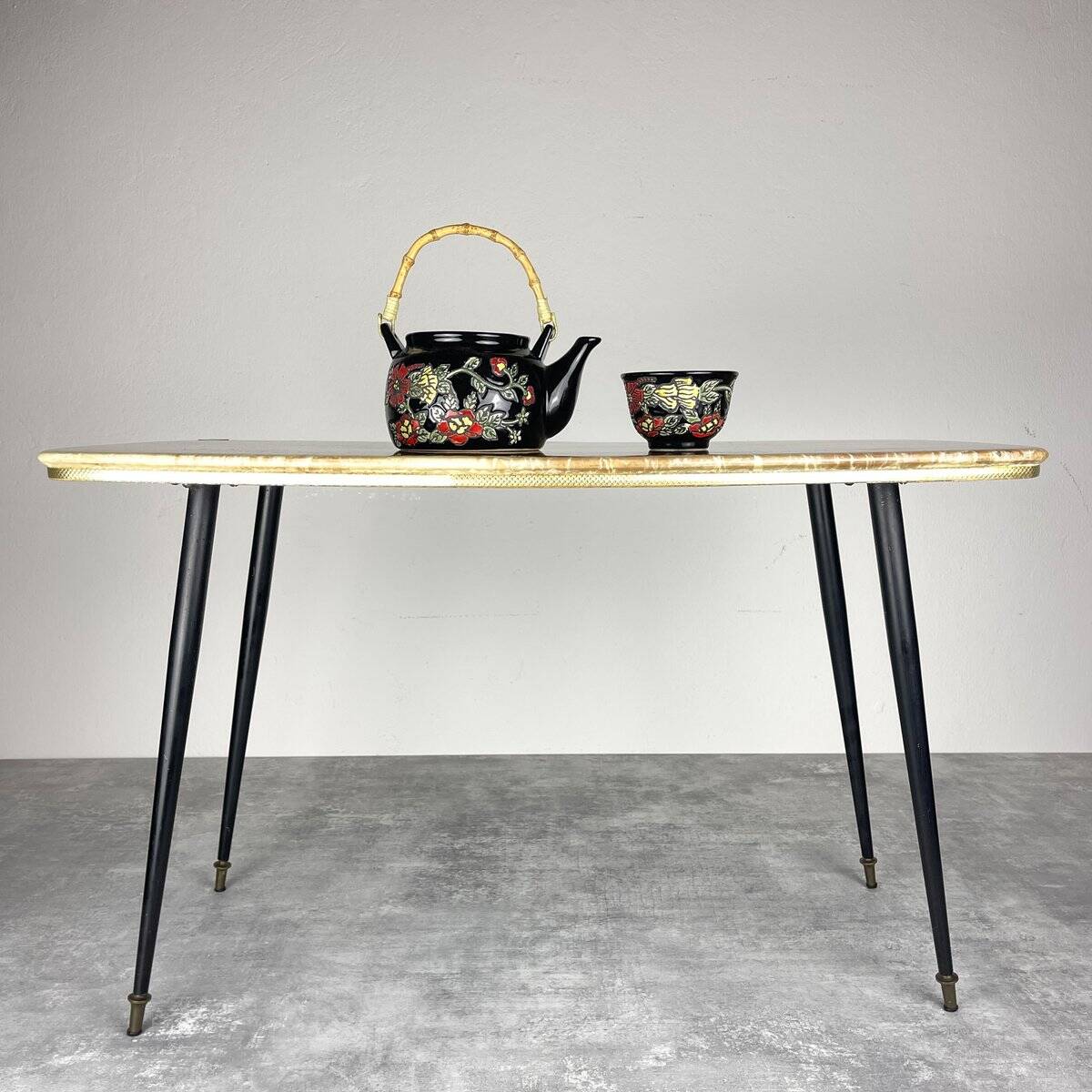 Mid-century modern Italian coffee table, 1950s.