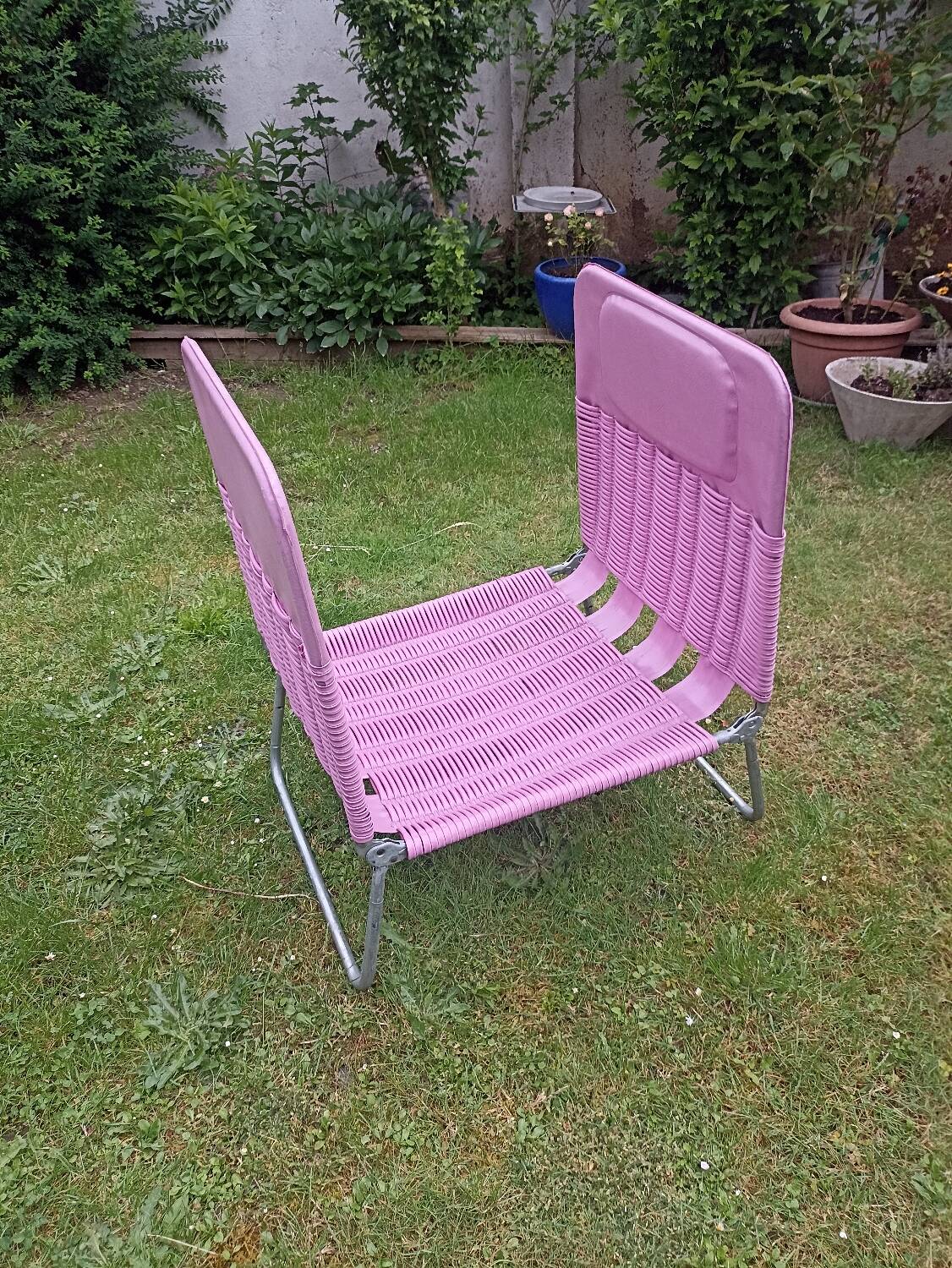 Vintage sun lounger