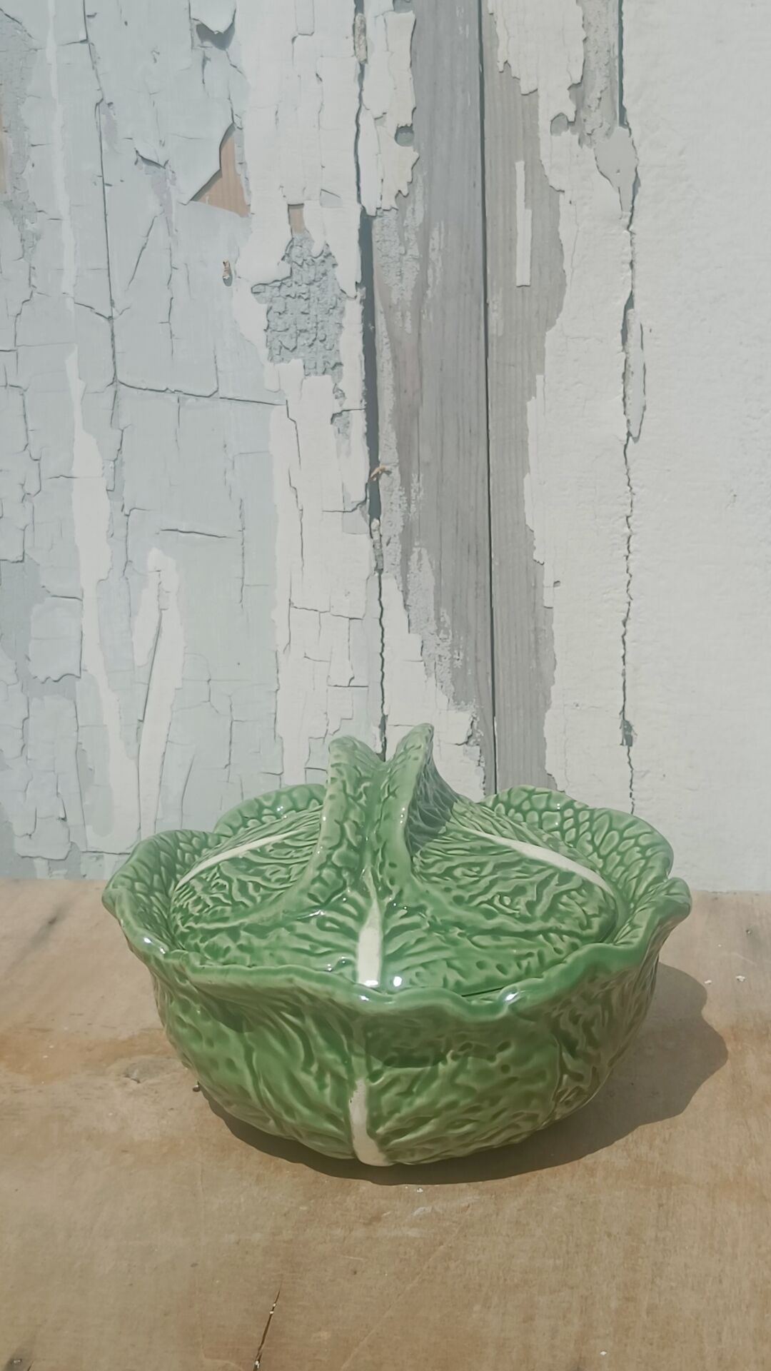 Vintage cabbage decor soup tureen