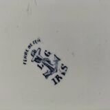 Plat ancien ovale en faïence – modèle "Iris" Clairefontaine