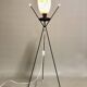 Lampadaire tripode "design 1950".