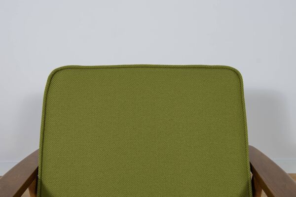Fauteuil Modèle 300-192 par Juliusz Kedziorek de Goscinska Furniture Factory, 1970s