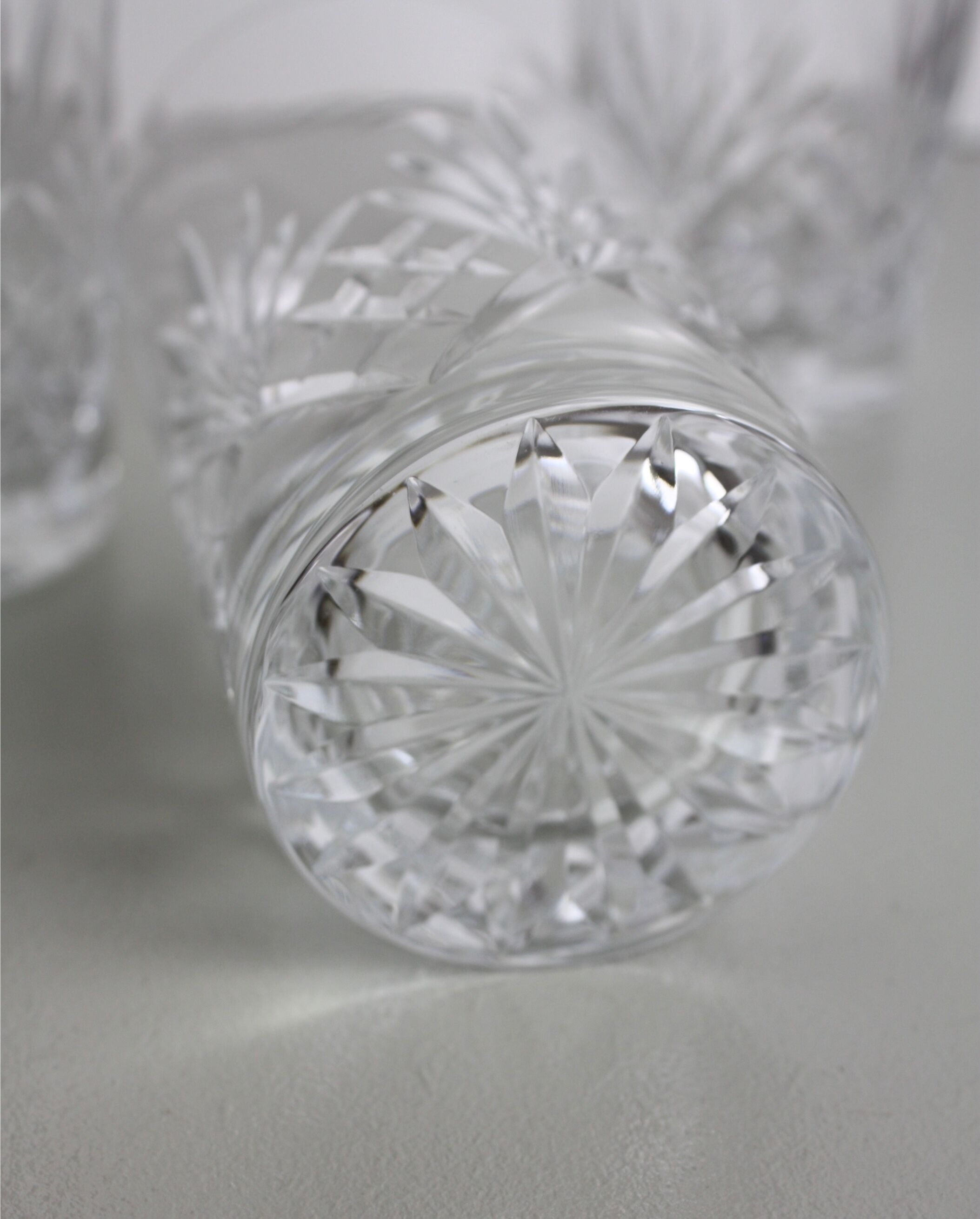 Set of 5 chiseled crystal glasses