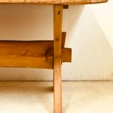 Table en pin de pays