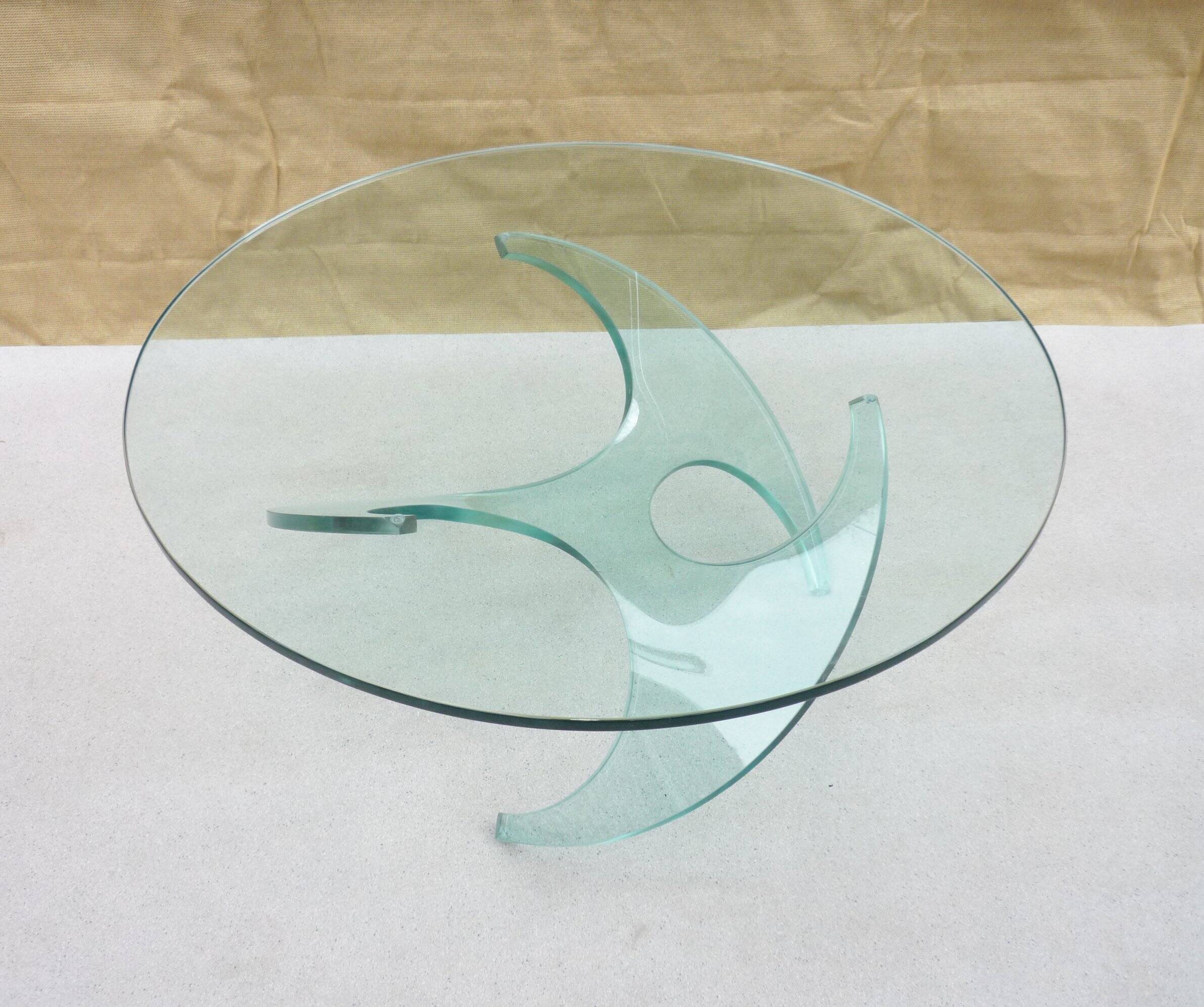 Propeller glass coffee table