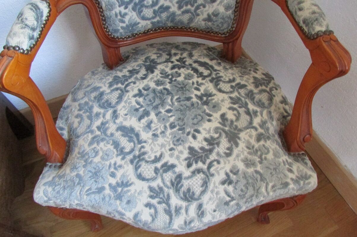 Louis XV blue style armchair