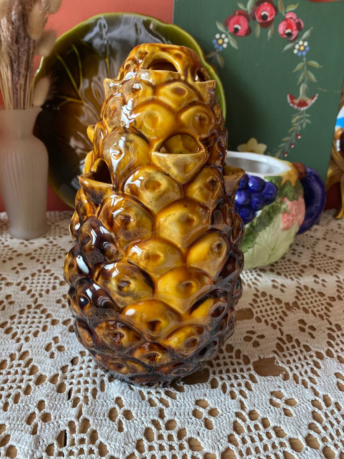 Pineapple slip vase