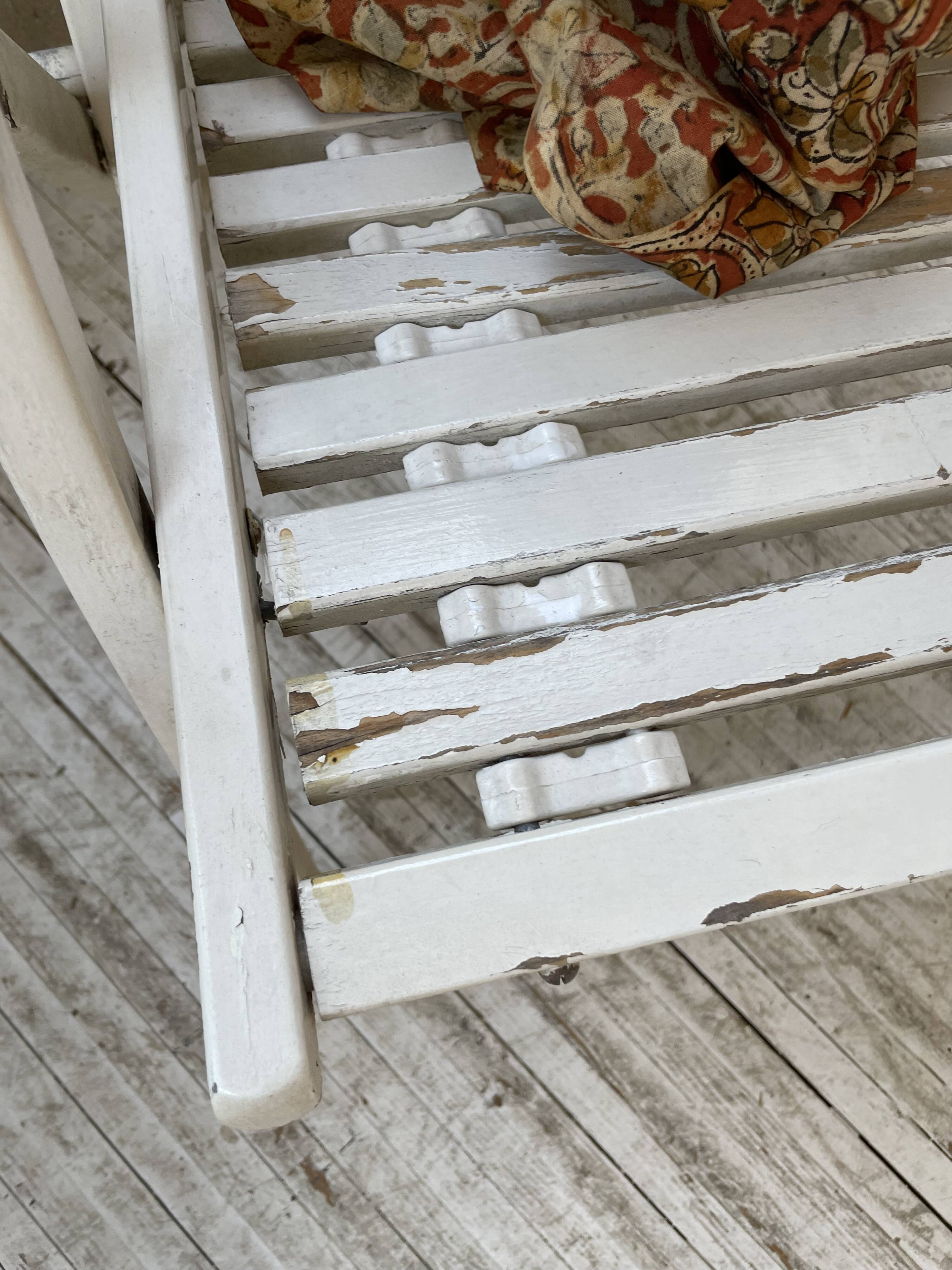 4 white wooden garden chairs