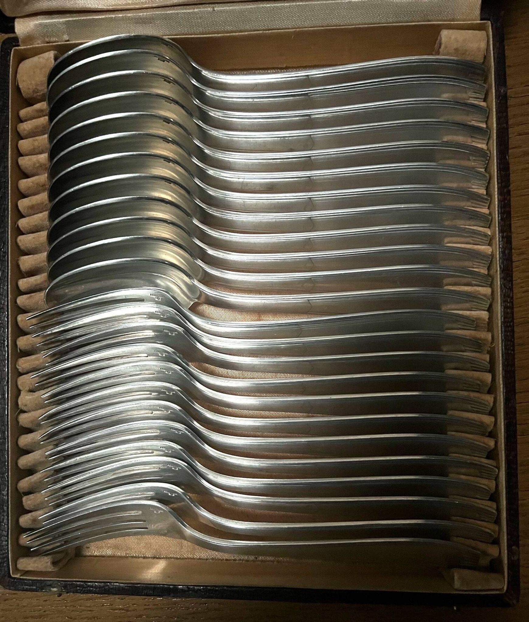 Alfénide art deco 24-piece silver-plated metal cutlery set, 84g hallmark