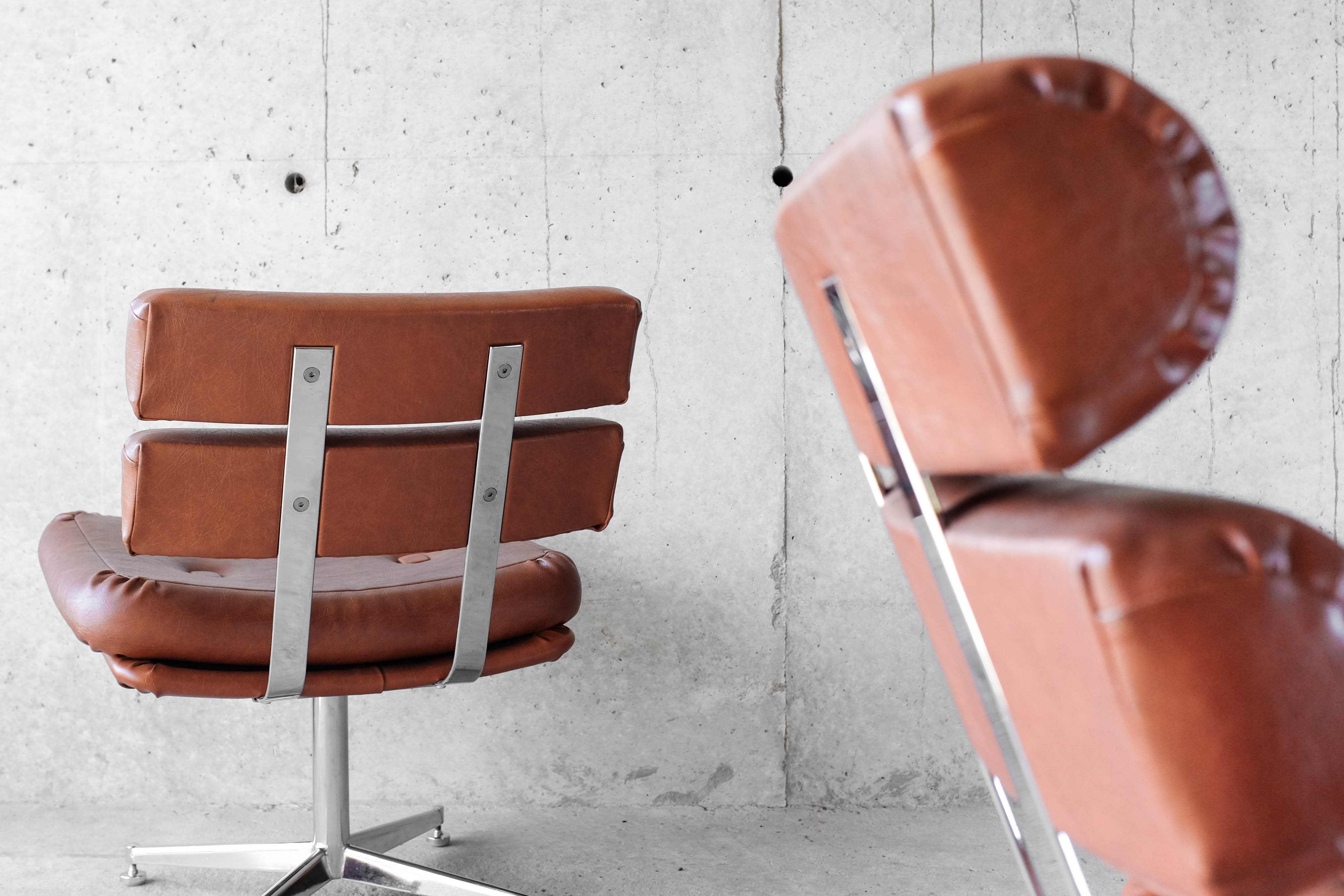 Pair of chairs - 1970 - Cognac