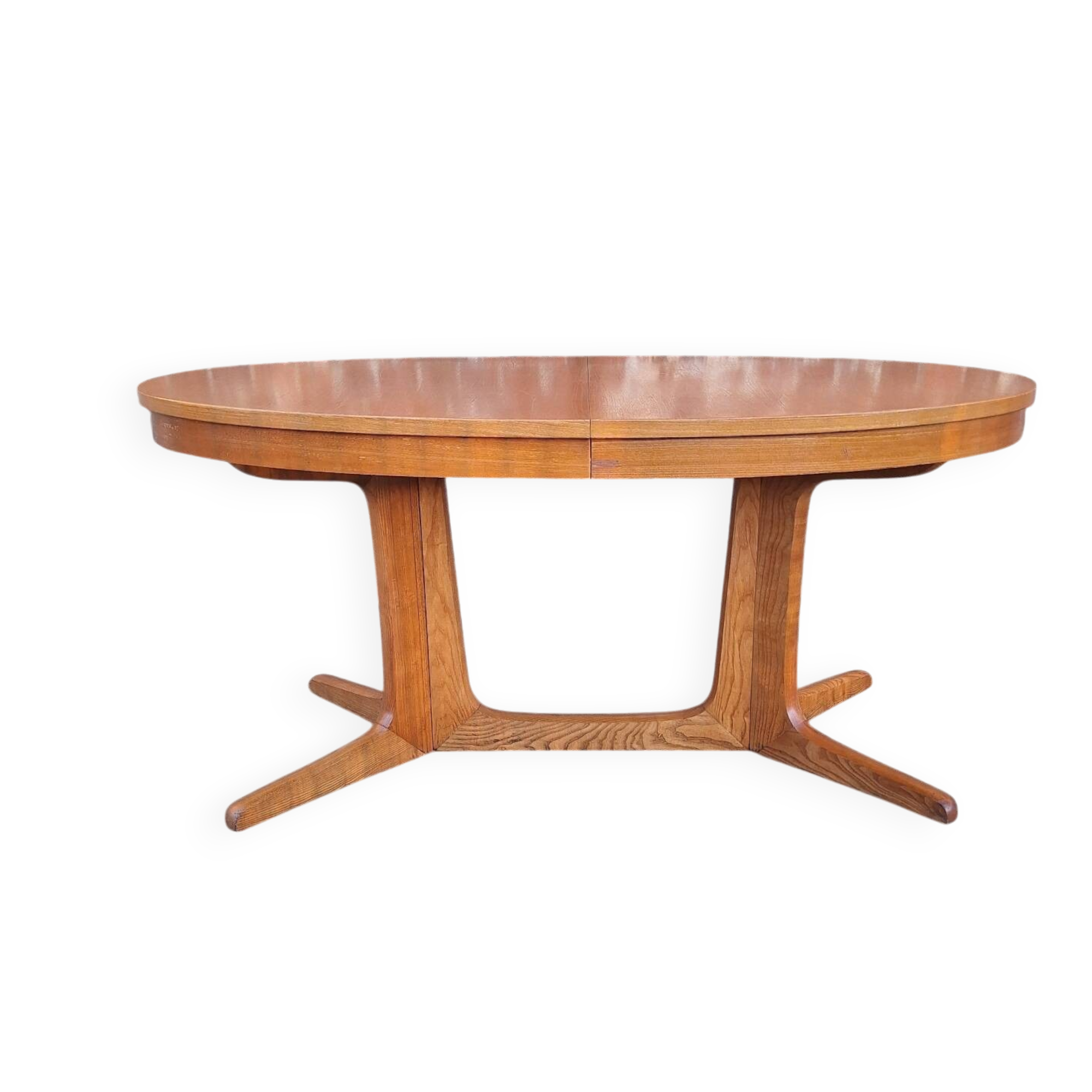 Large vintage extendable oval Baumann table, antique furniture for 6/12 covers.