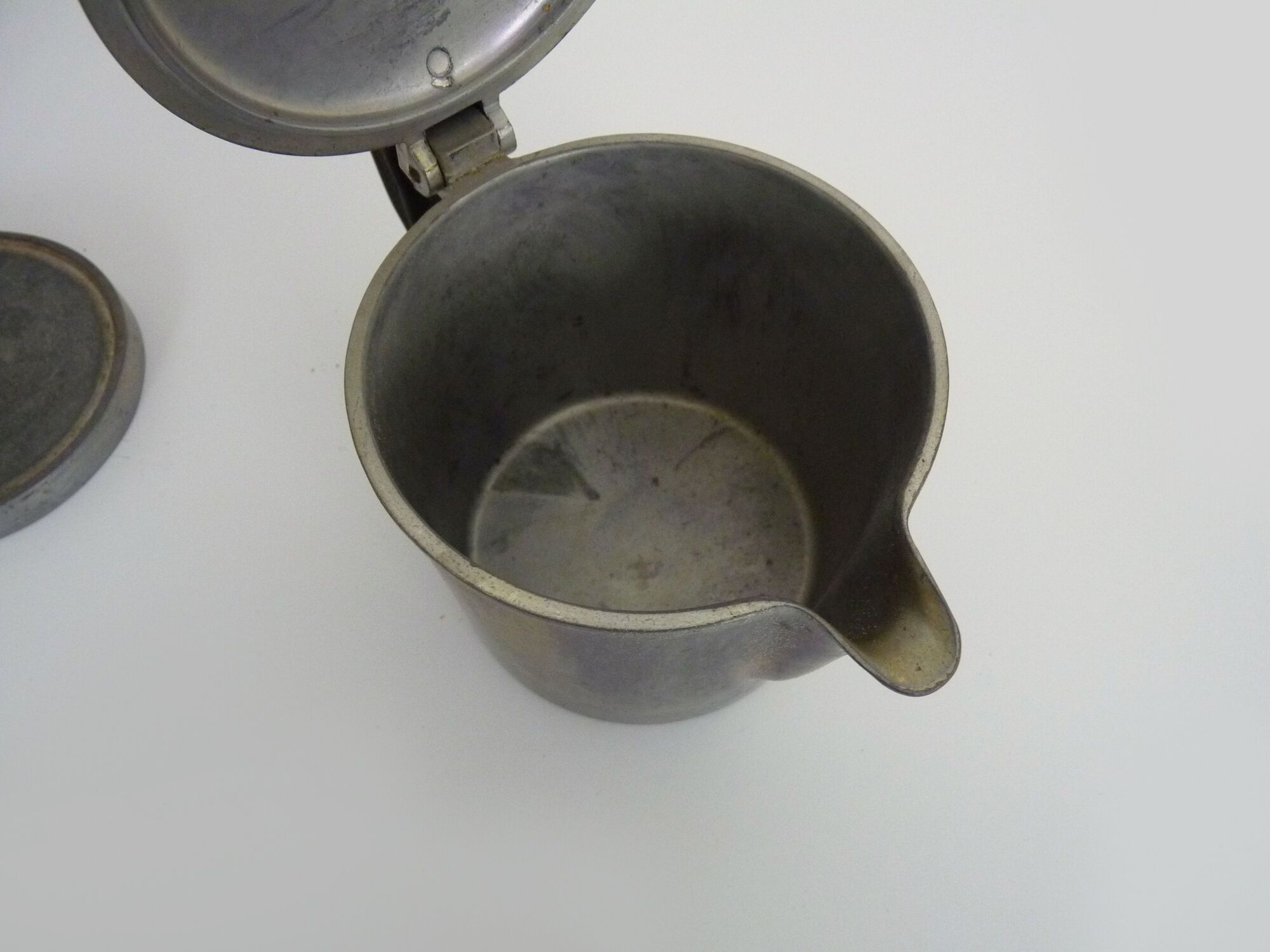 Old Italian coffee maker La Vesuviana aluminum 50s