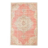 Tapis persan ancien noué main rouge corail, médaillon central floral