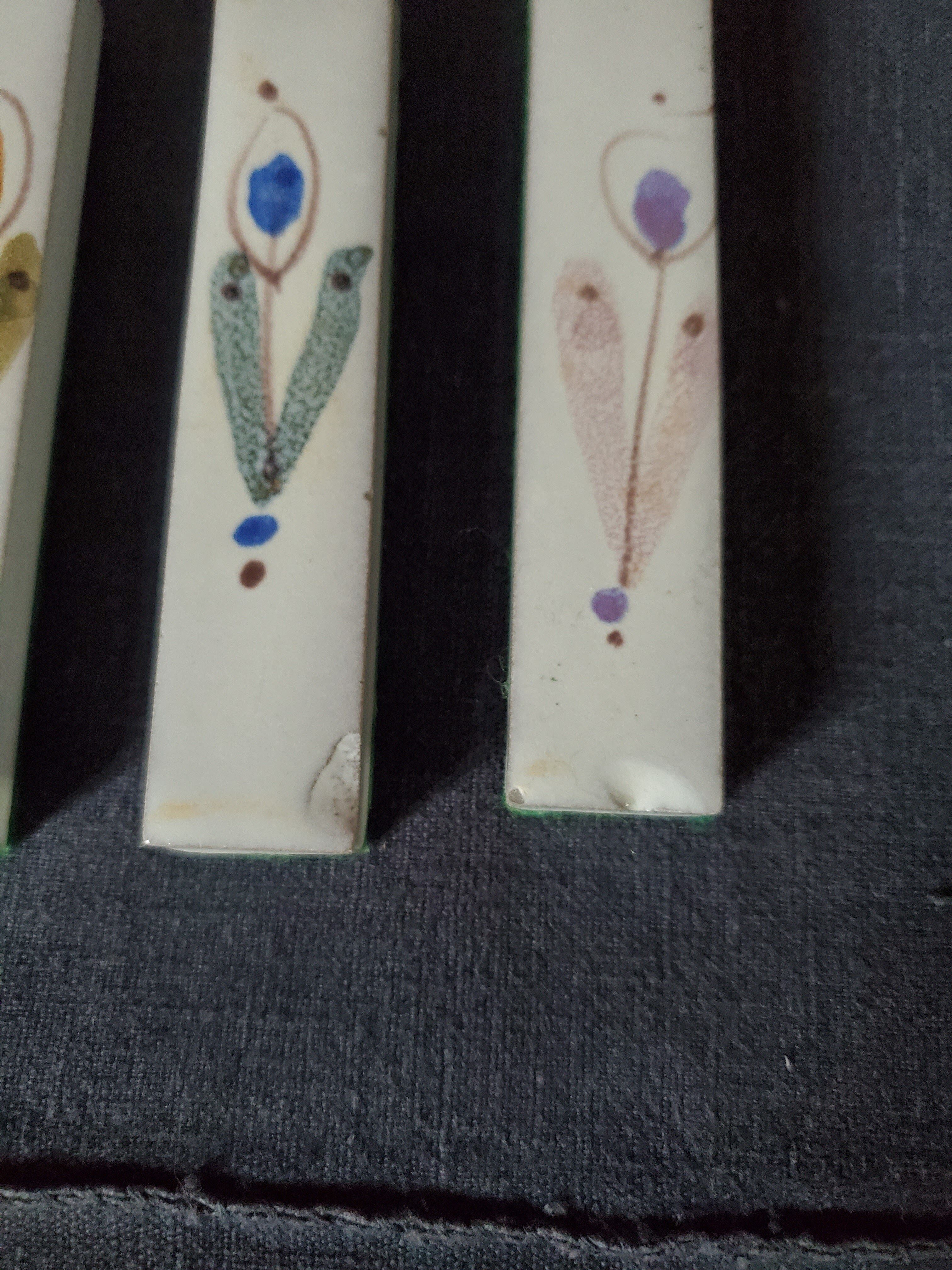 12 ceramic knife holders