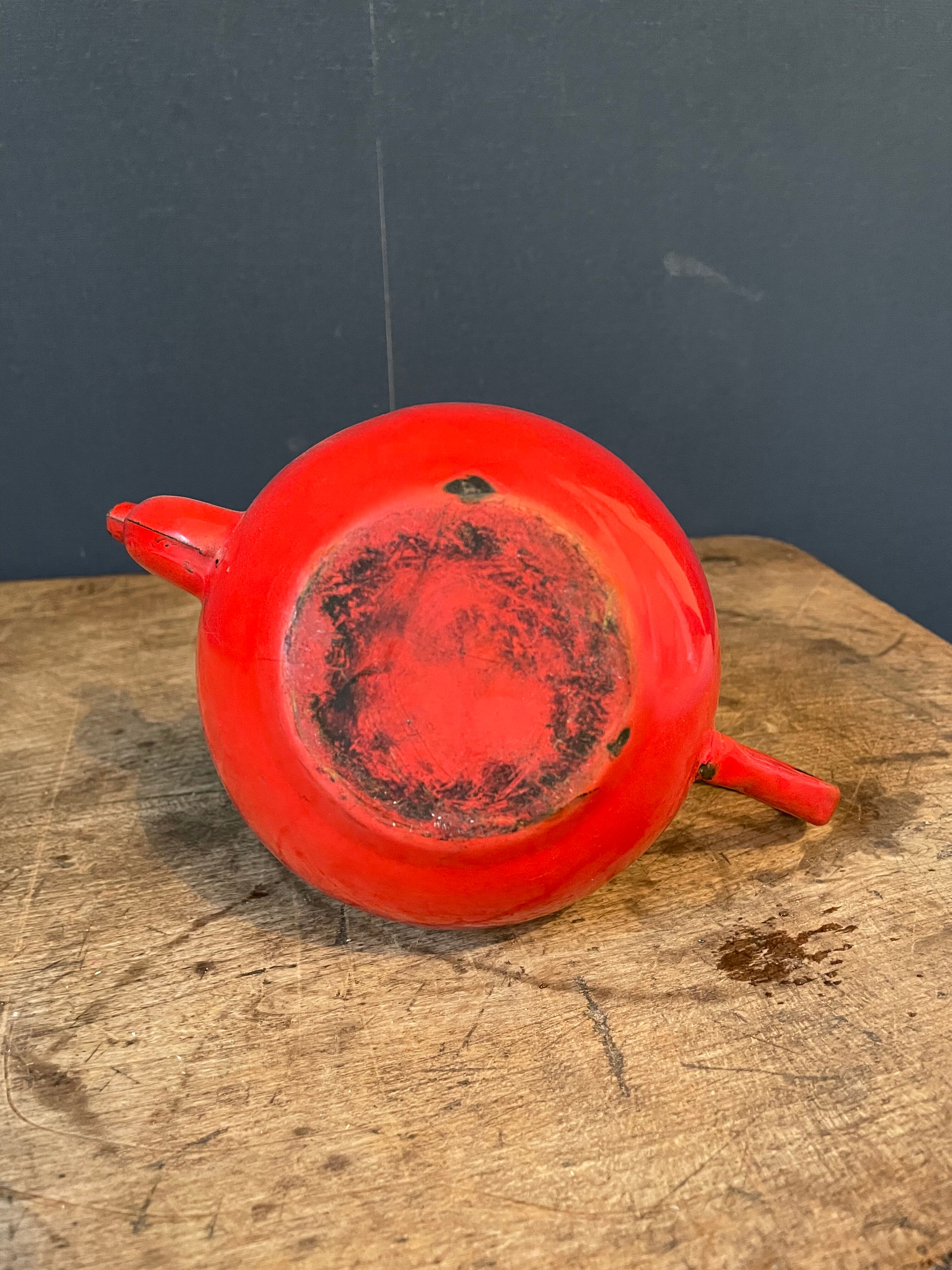 Enamelled teapot