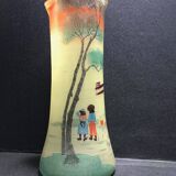 1435 Discreet brand with heel to decipher vase