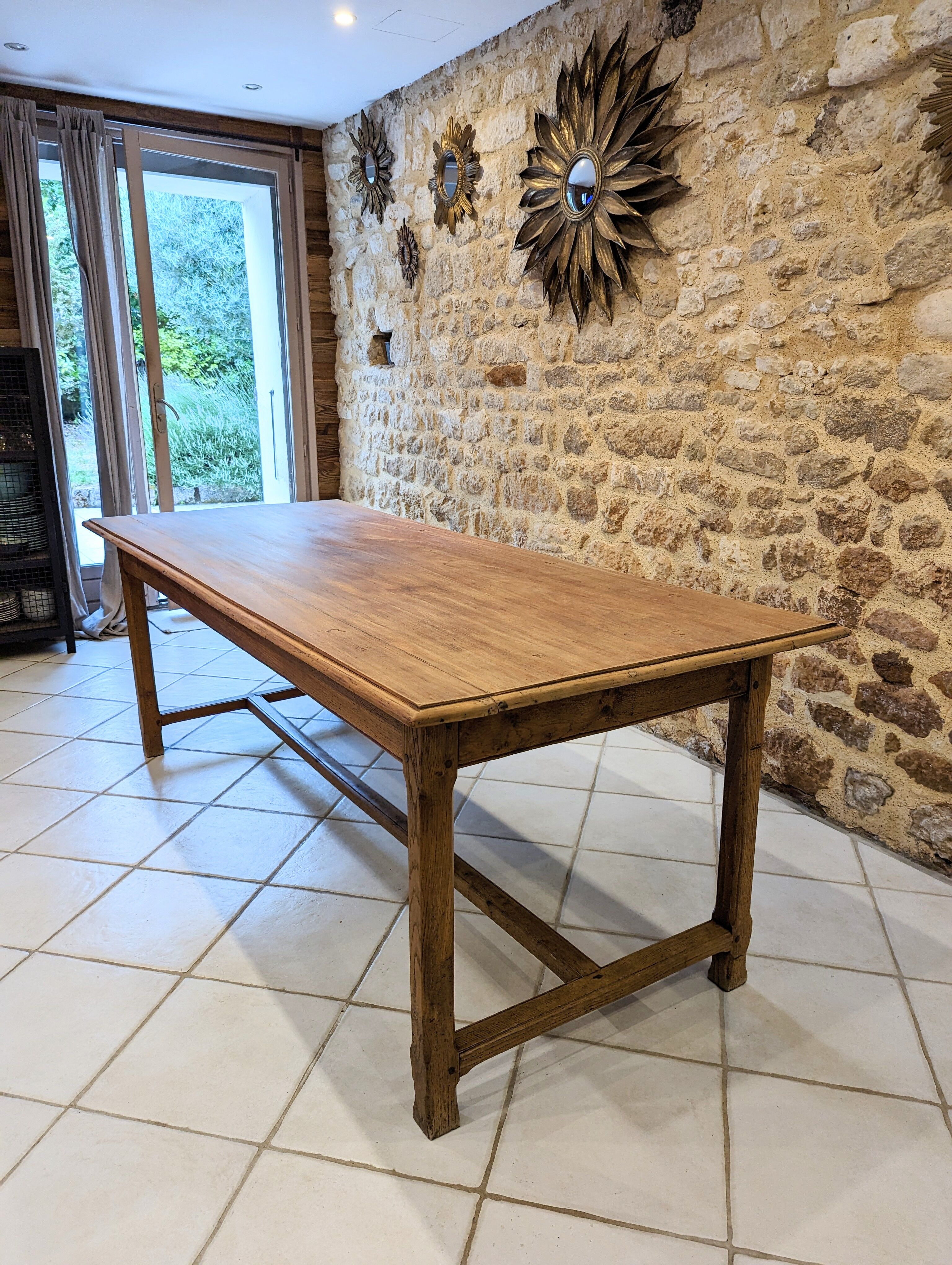 Farmhouse table