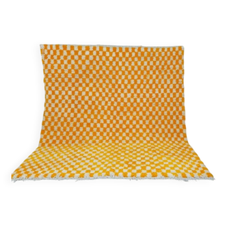 Tapis en laine à carreaux oranges