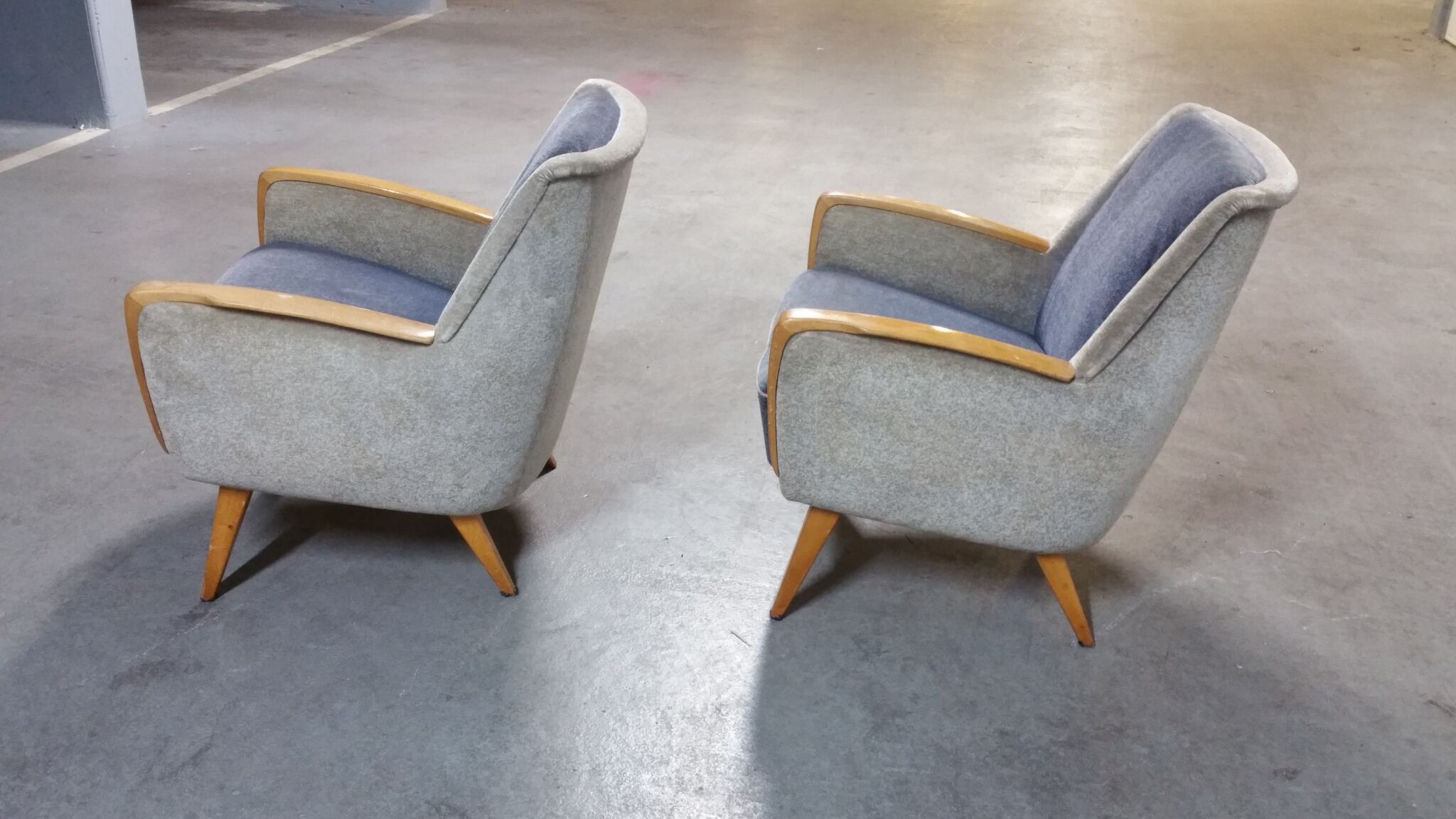Bi color armchair of the 59/60