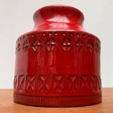Italian red ceramic vase from the mid-century by Aldo Londi for Bitossi, 1960s.