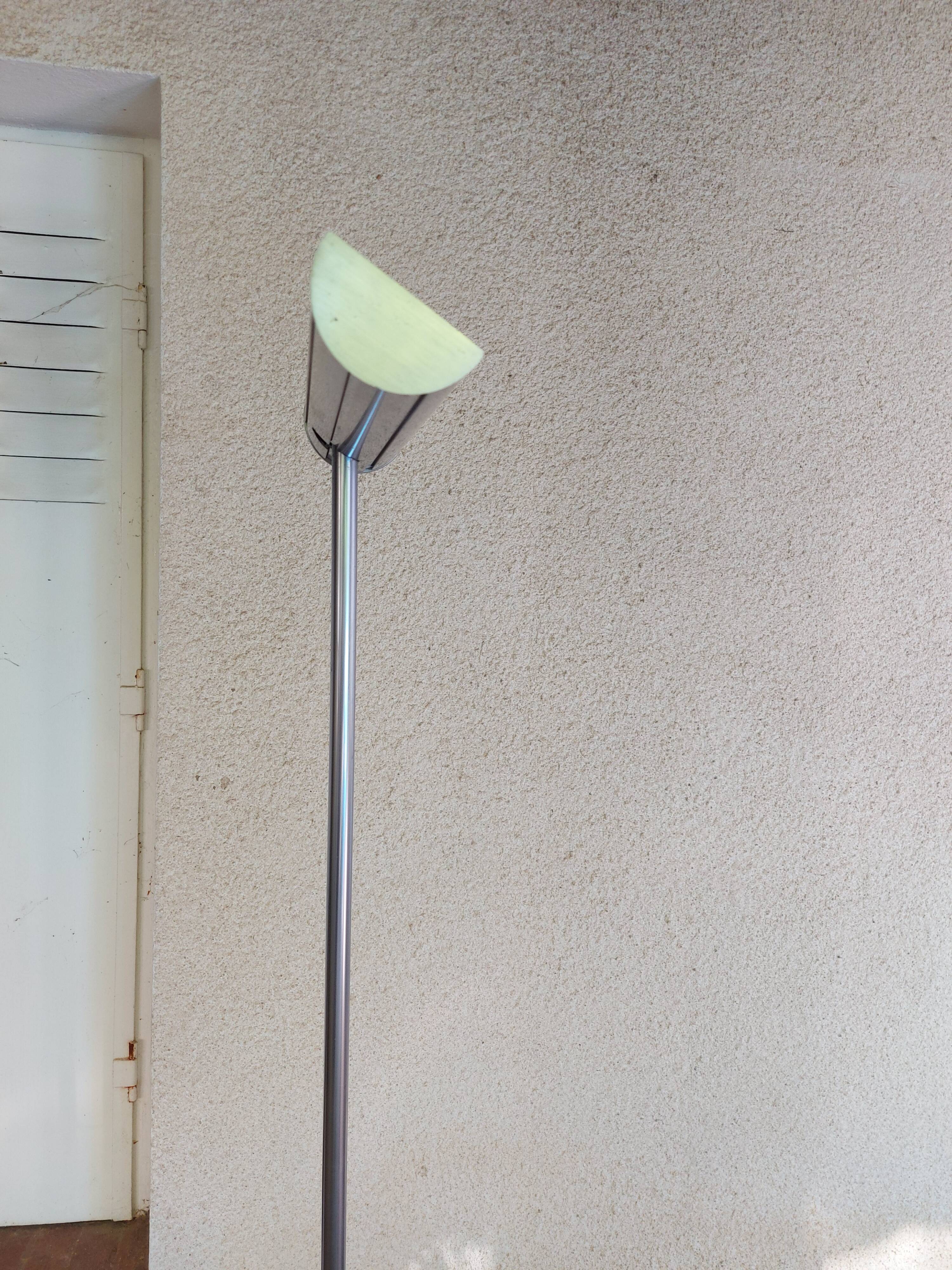 Italian lamppost Relco design Gianfranco Frattini