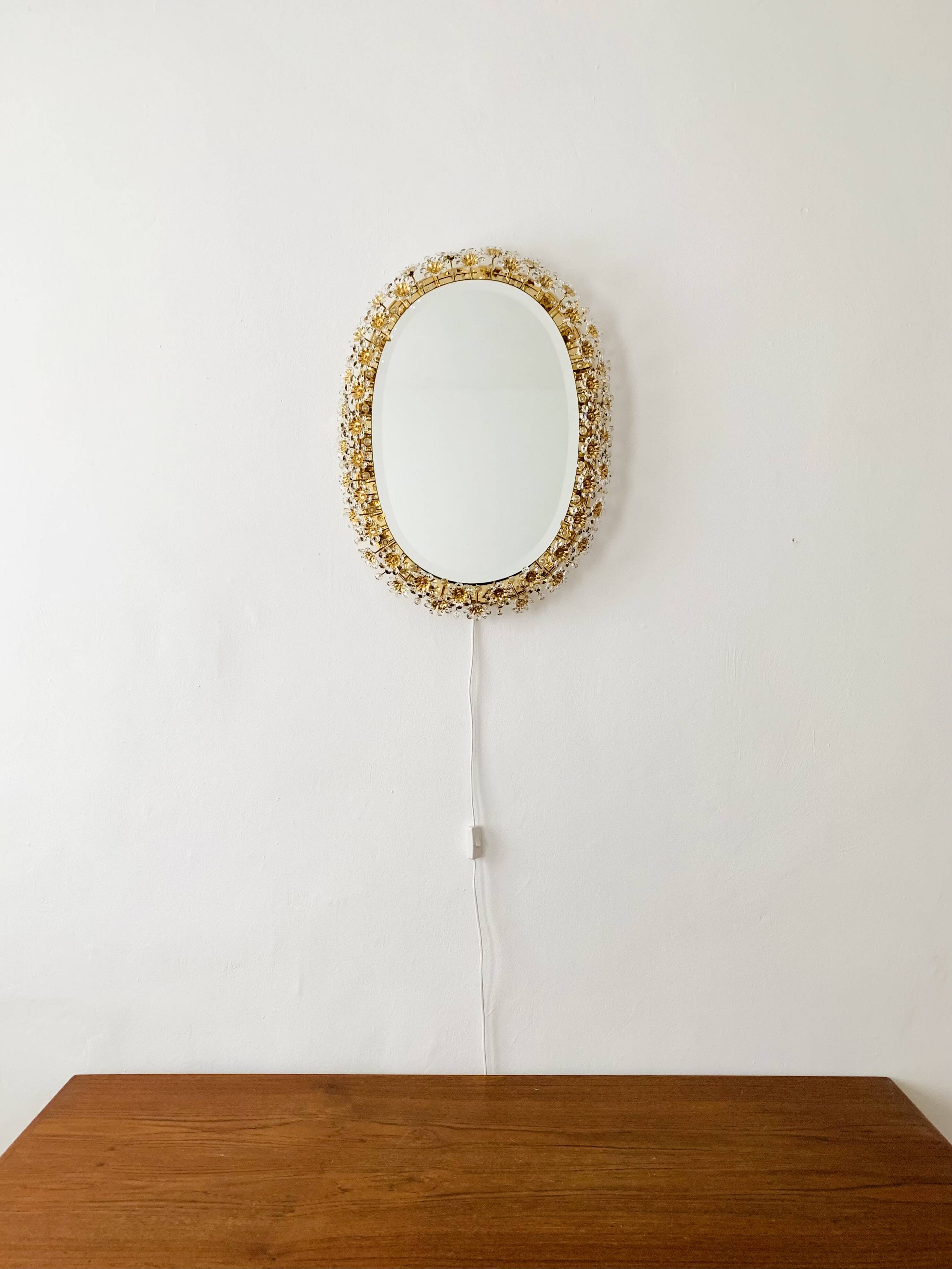 Miroir floral illuminé par Palwa