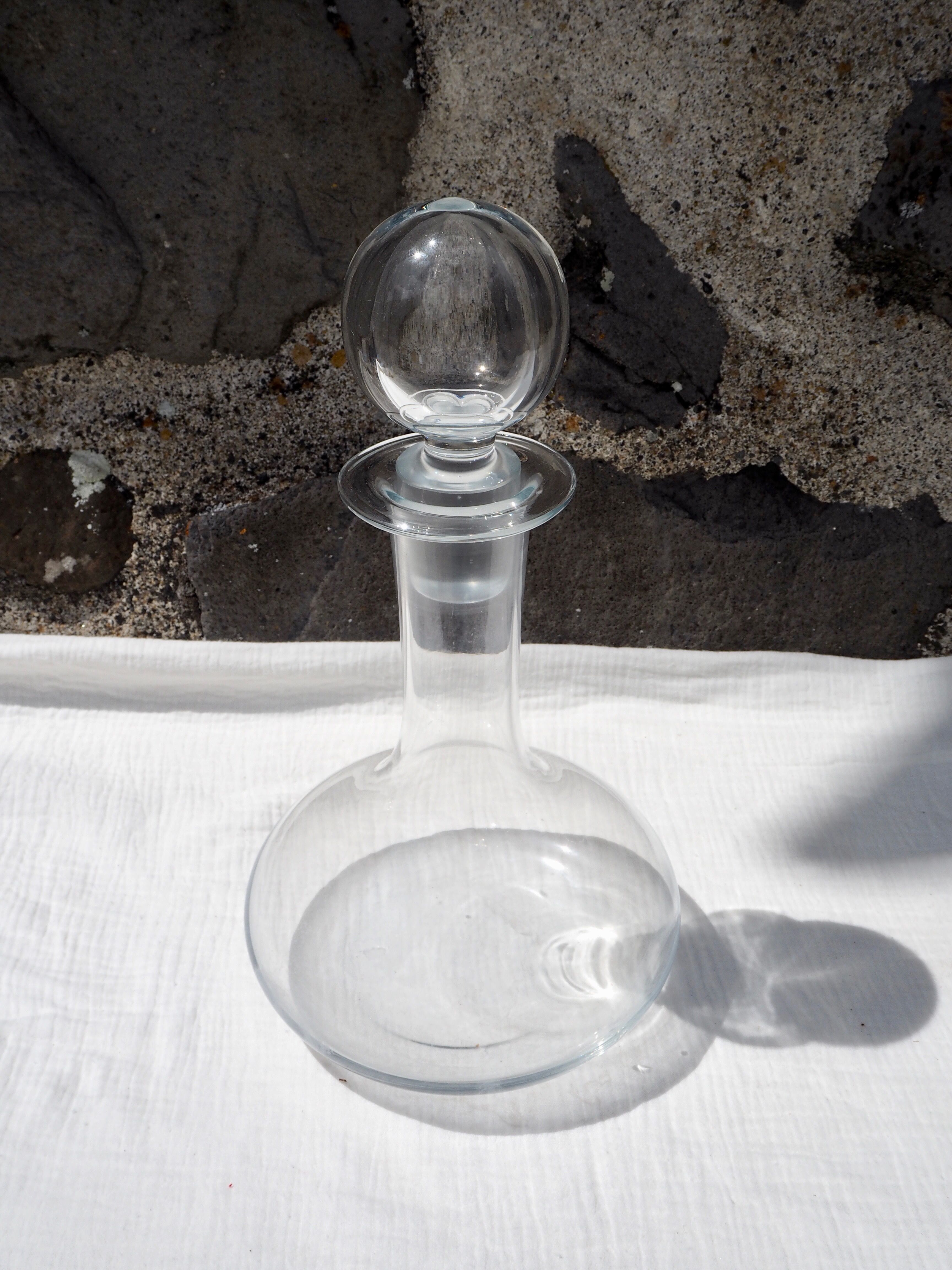 Glass decanter