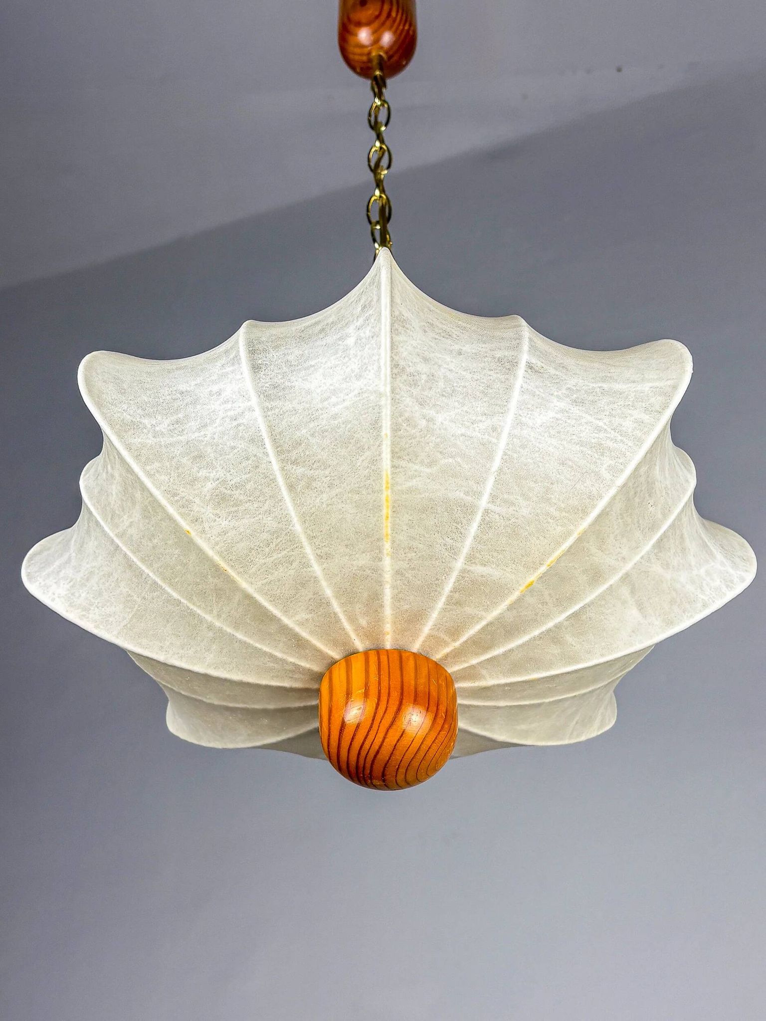 1960s Italian cocoon suspension, made of resin and pine wood.