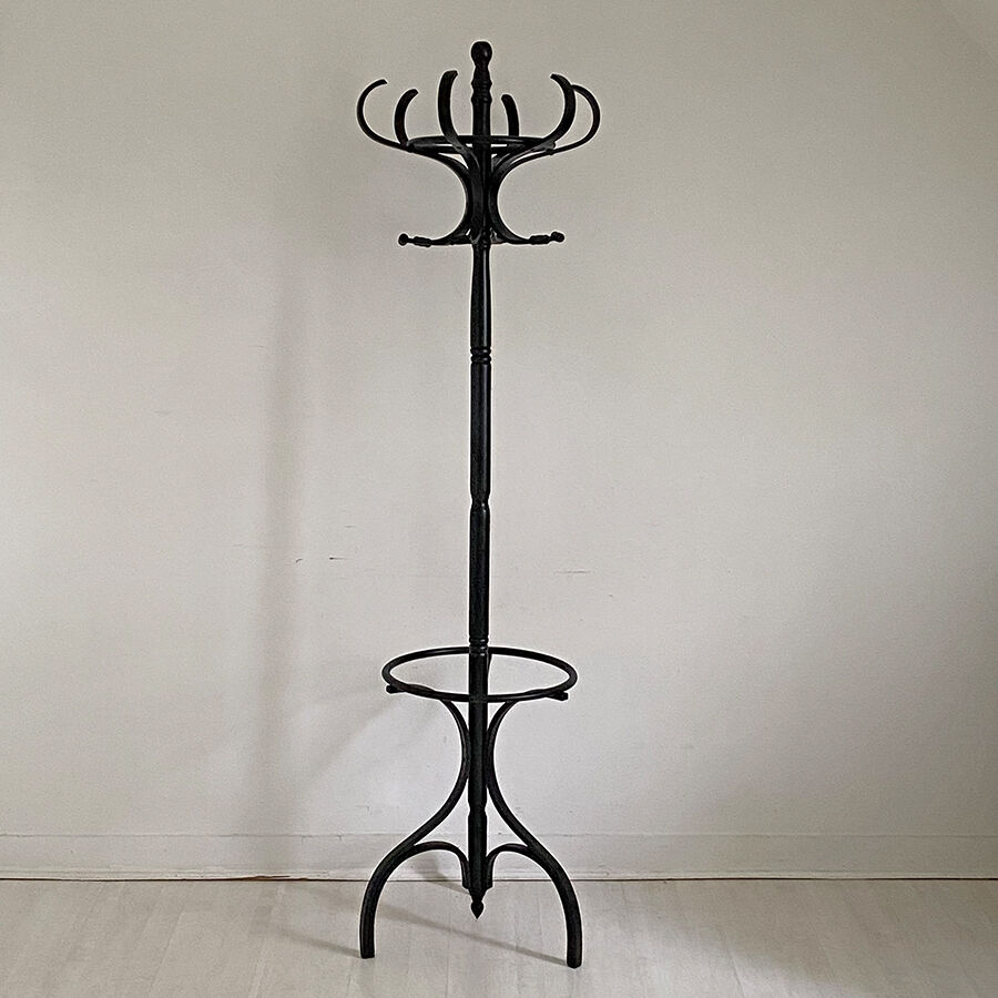 Black Parrot Coat Rack