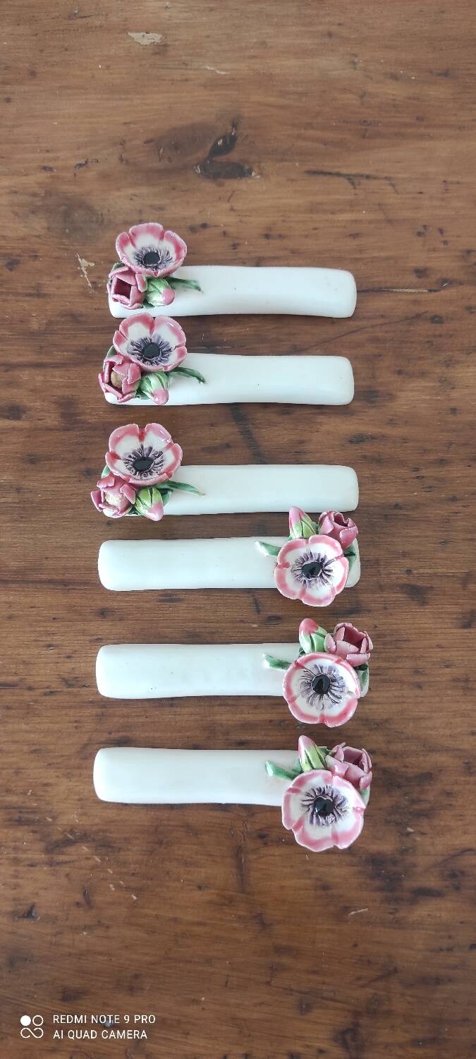 Flower Knife Holders
