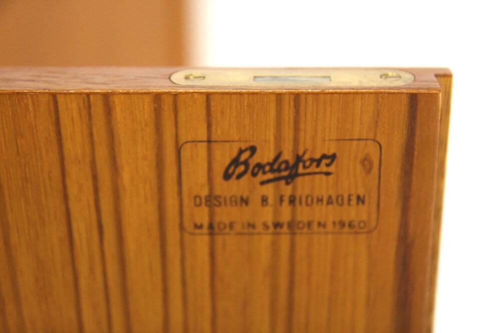 Scandinavian oak sideboard "Reno", Bertil Fridhagen, Bodafors, Sweden, 1960
