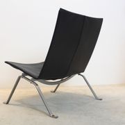 PK22 chair in black leather Poul Kjærholm for Fritz Hansen