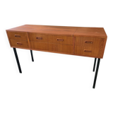 Scandinavian dressing table