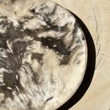 Very large empty pocket or dish in petrified wood