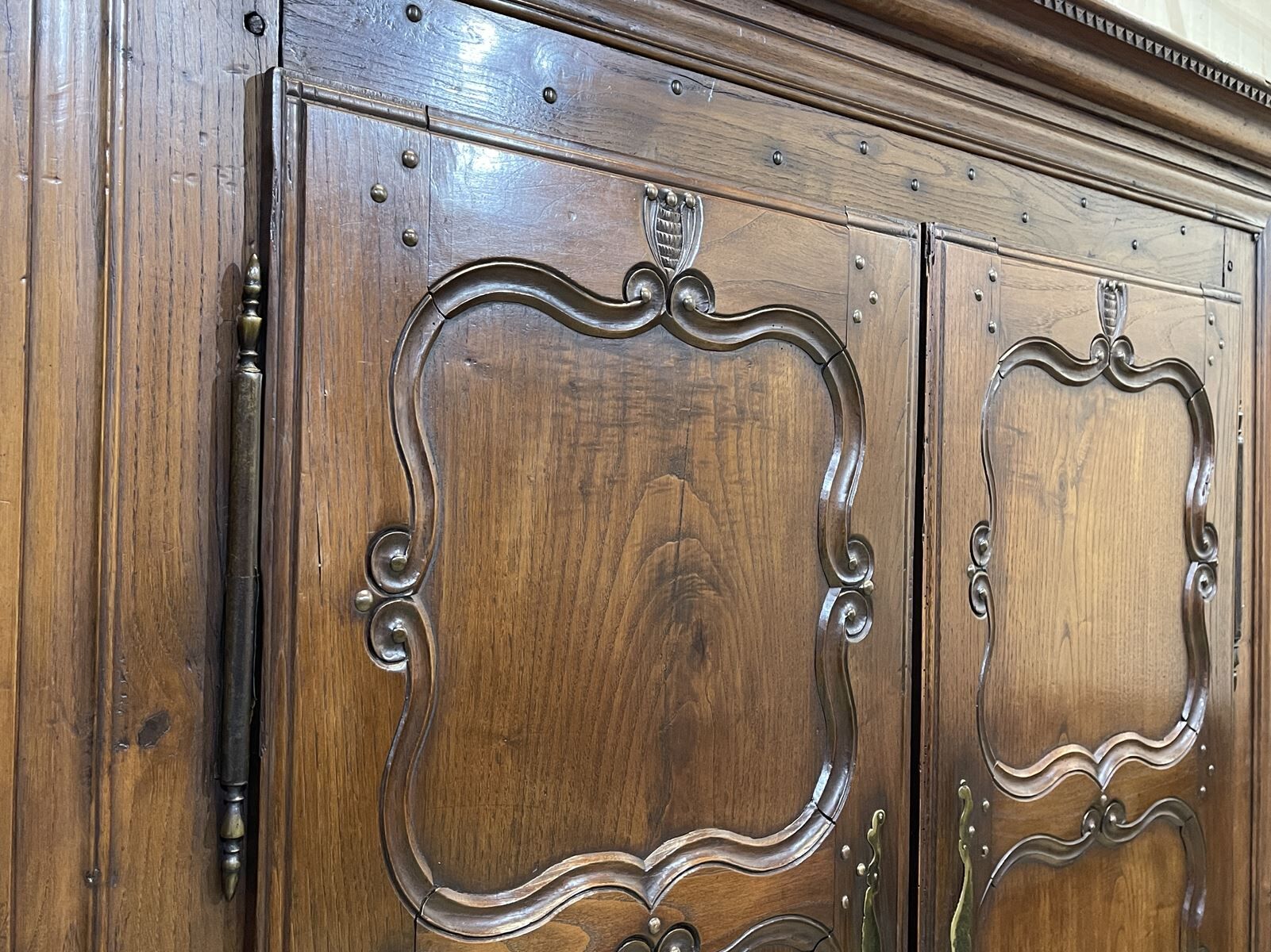 Small Breton wardrobe nineteenth in chestnut