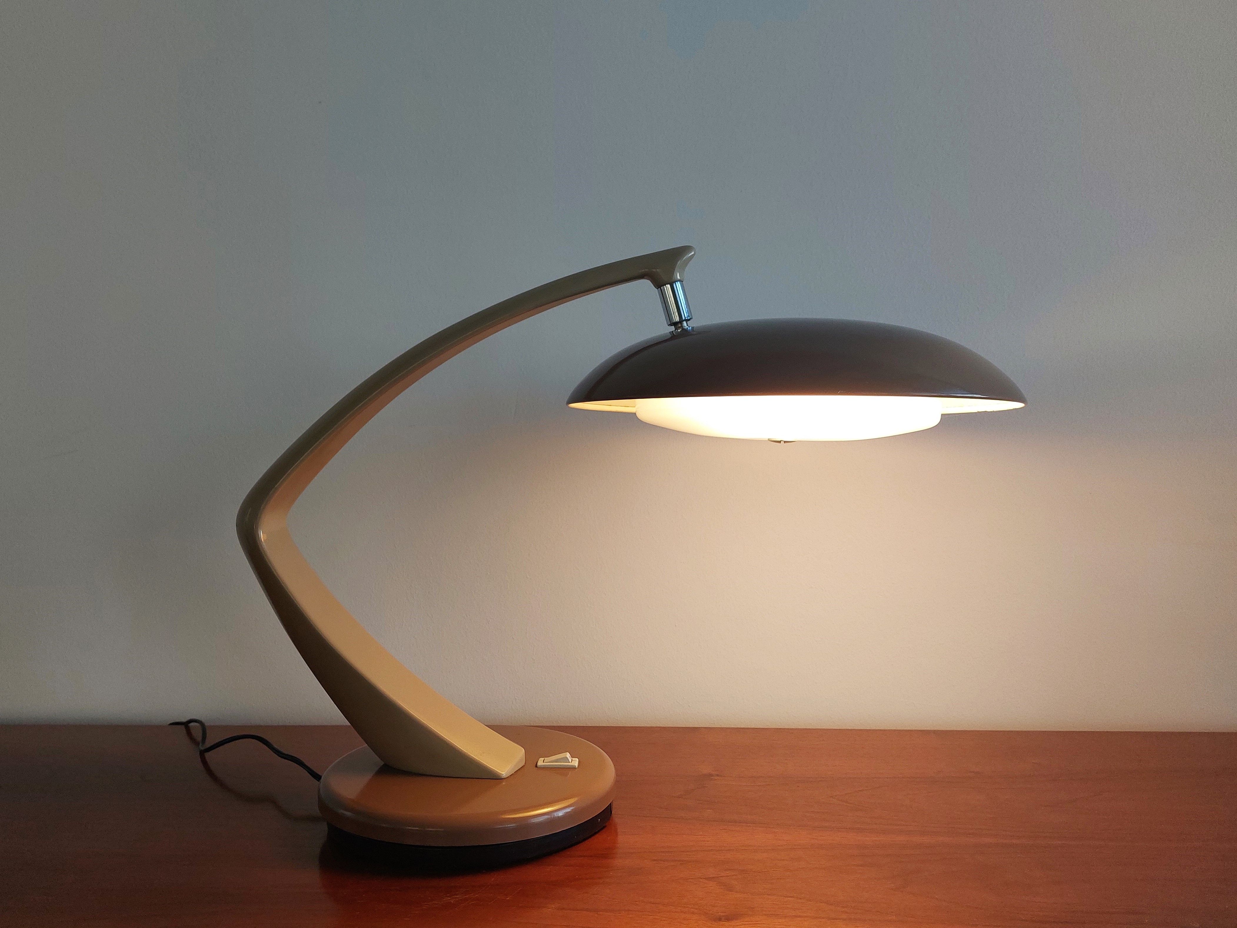 Boomerang 64 table lamp by Luis Pérez de la Oliva for Fase, Spain 1960's