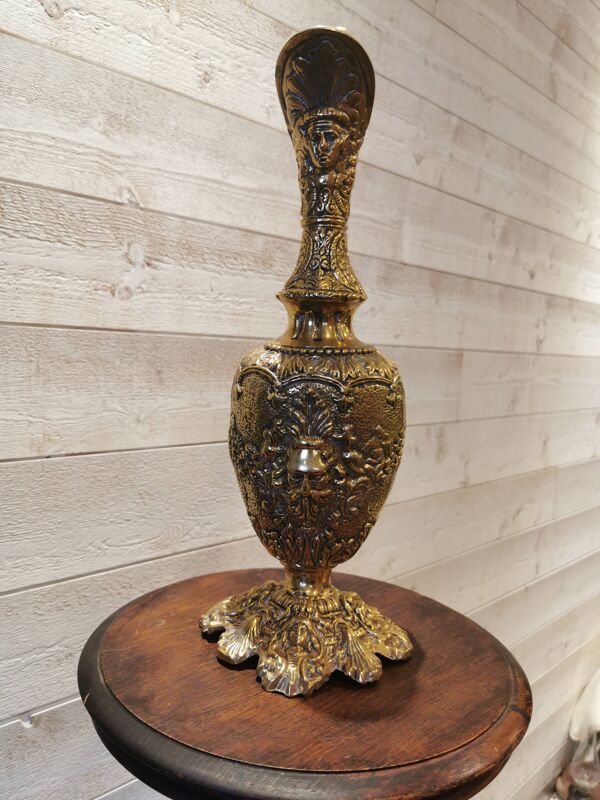 Aiguière en bronze